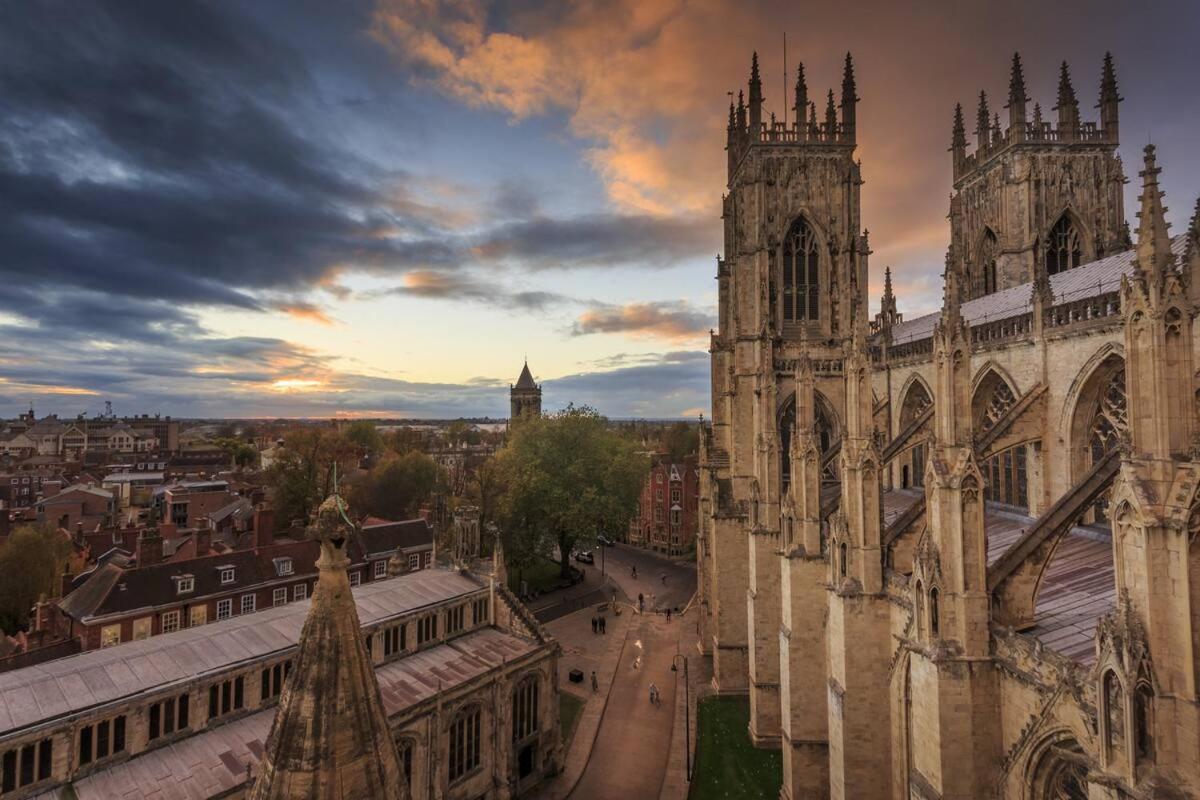 Stylish Flat Near The City Centre - Pass The Keys York Exterior foto